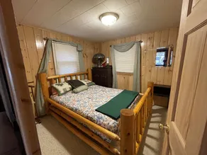 Higgins Lake Cabin 1 1/4 blokke fra Kelly Beach - Image 2