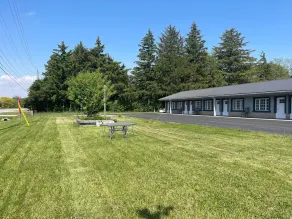Miracle Motel - Image 3