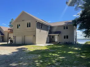 Unit C 105 with 400 ft of frontage and close to town - Image 5