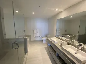 Suite Ocean View w/JACUZZI, POOL, GYM and MORE - Image 5