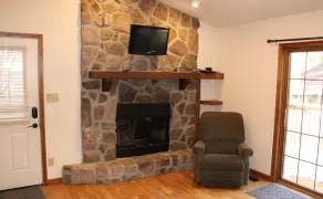 Winetrail Cabin - SIU, Giant City SP, Shawnee Forest, & Cedar Lake minutes away! - Image 2