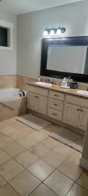 Cottonwood Crossing Retreat 7 King Bedrooms, SLEEPS 36   PARKING GALORE - Image 4