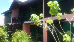 Studio apartments at Firefly Beach Cottages - Image 4