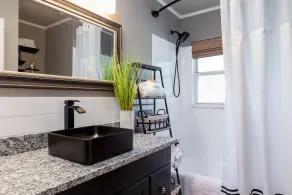 10min to UT, 2 kitchens, 7 beds in 4 bedrooms, 2 baths, hot tub, firepit, arcade - Image 5