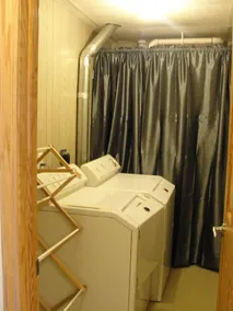 Unité au bord du lac, 6 couchages, idéal pour les familles, l'artisanat ou la pêche - niveau inférieur - Image 2