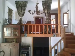 Venetian villa with four apartments - Image 2