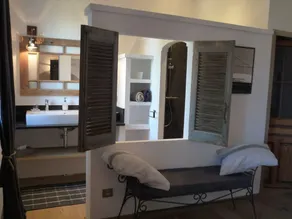 Mas de CHARME 400m2 classé 4 étoiles 6 chambres climatisées PISCINE chauffée - Image 4