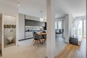 Modern 90 m2 apt with balcony w the sea view - Image 2