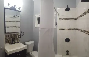 Very Clean and Comfortable 3 Bedroom -  Near Everything.  - Image 3