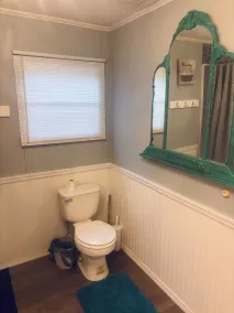 Private Cottage Near The Lake with 3 bedrooms, 2 baths, and a gameroom! - Image 3
