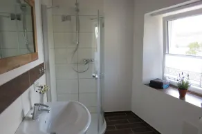 Maison de vacances pour 7 personnes, environ 100 m², situation calme, terrasse, WiFi - Image 5