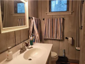 Cozy Cabin in the Berkshires - Image 4