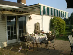 Red Cardinal Bed and Breakfast - Image 3