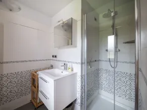 Atemberaubendes  Ferienhaus für 7 Leute mit Klimaanlage,  W-LAN, TV und Terrasse - Image 2