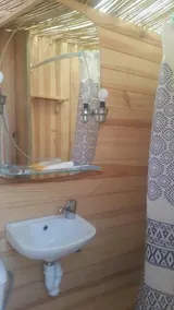Unik mongolisk jurt, romantisk, avskilt med privat pool, 5 sovplatser, wifi, - Image 2