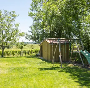 Heated pool, jacuzzi, vineyard views. Walk to restaurant, market, wine tasting. - Image 2
