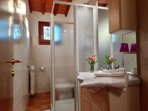 House in the Florentine hills with swimming pool, free parking and wifi - Image 2