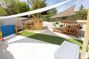 Cocooning village house in triplex villa - Image 3