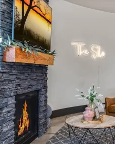 The Silo - Unique Experience, Lake, Firepit, BBQ - Image 2