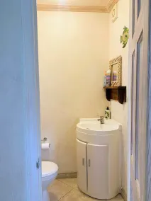 Luxurious self-catering villas available for short-term holiday rental - Image 4