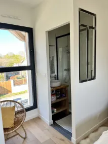 Modern house with swimming pool in the heart of Pessac - Image 4