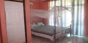 Sadiana Apartments - Image 5