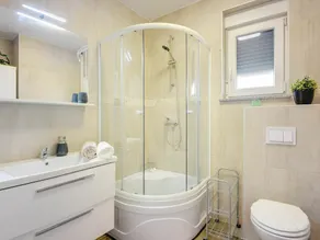 Beautiful private villa for 10 guests with private pool, A/C, WIFI, TV and terrace - Image 3