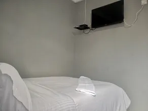 Central Motel - Image 4