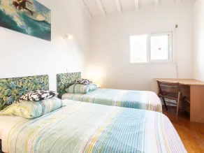 Smuk privat feriebolig med WIFI, boblebad, privat pool, TV, terrasse og kæledyr tilladt - Image 4