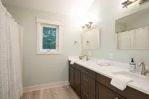 Tranquil Shores Relax on Lake Michigan 4BR, 4BA - Image 4