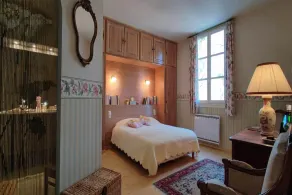 Beautiful domaine with private pool and park - Image 4