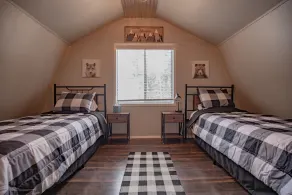 Cozy cottage nestled in the middle of Cloudcroft - Image 4