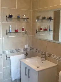 Lyxvilla med privat pool, bordtennis, TV i Storbritannien och Wi-Fi - Image 4