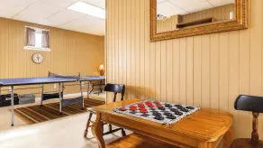 Ash Vale by Avantstay Expansive Deck + Ping Pong + Covered Porch Blue Ridge Mountain Escape - Image 3