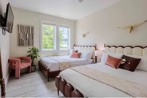 Helt vidunderlig, 8 BDRM - 22 senge - fantastisk udsigt med tagterrasse og pool - Image 2