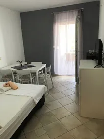 Apartment in Omiš with Seaview, Terrace, Air condition, WIFI (3422-7) - Image 2