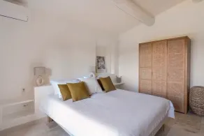 Superb villa in Goult 5mn from Gordes, with infinity pool - Image 3