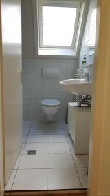 Une belle maison avec une vue incroyable sur un terrain d'angle - Image 5