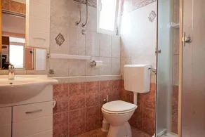 Holiday apartment with balcony - Image 2