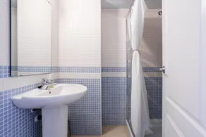Appartement 'Bovilla' avec piscine partagée, Wi-Fi et climatisation - Image 5