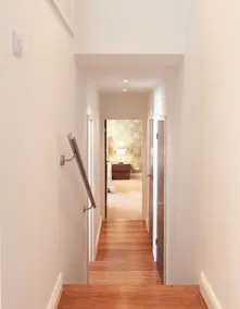The Lodge - Luxury house w/parking sleeps 10 in Dartmouth - Image 2