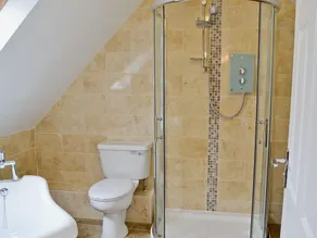 1 bedroom accommodation in Raymond&rsquo;s Hill, near Lyme Regis - Image 2