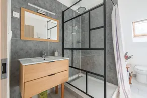 Family oasis 5 minutes from the beach with swimming pool - Image 4