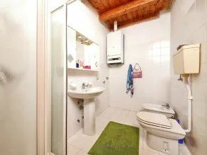 Elegante appartamento per 6 ospiti con piscina, WIFI, A/C, TV, patio e animali ammessi - Image 2