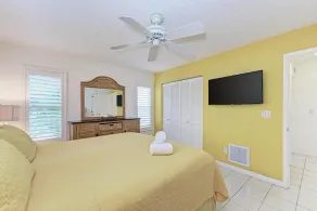 Dreamscape: North End Pool Home, 2 Blocks to Beach by Anna Maria Life Vacation Rentals - Image 4