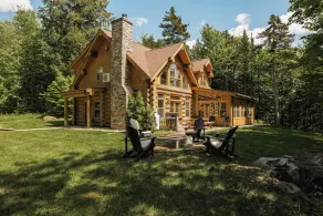 Luxury Log Home Home Near St Sauveur with resort access and private hot tub - Image 5