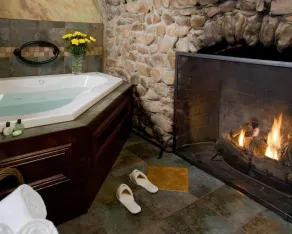 Hilltop Manor B&B - Image 5