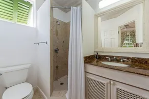 Wonderful Sea views and 90 seconds from the beach - Image 2