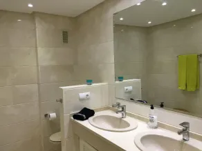 Schöne Wohnung im Erdgeschoss mit Garten, neben dem Pool. Kostenloses Wifi & Parkplatz - Image 3