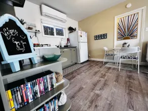 Central Coast Cottage - Image 5